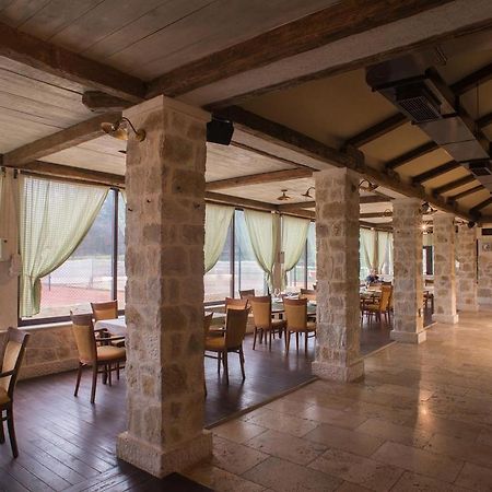 Hotel Trim Nikšić Екстериор снимка