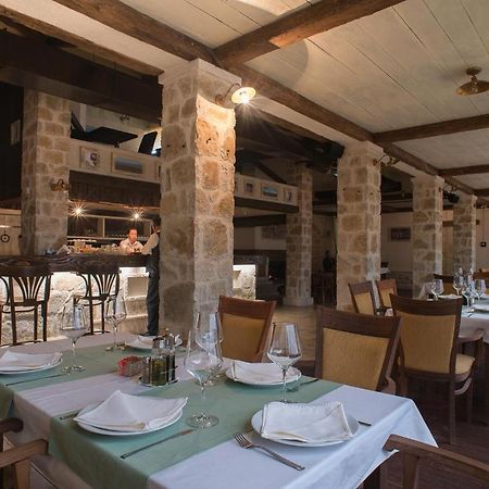 Hotel Trim Nikšić Екстериор снимка