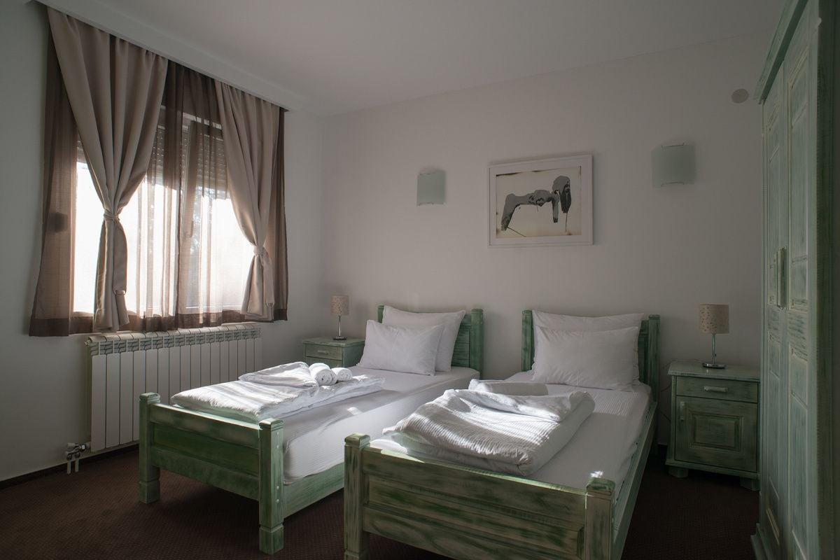 Hotel Trim Nikšić Екстериор снимка