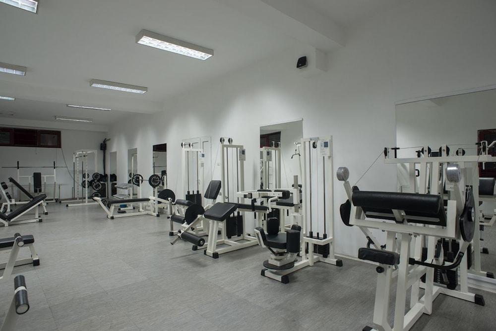 Hotel Trim Nikšić Екстериор снимка