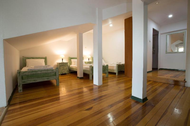 Hotel Trim Nikšić Стая снимка