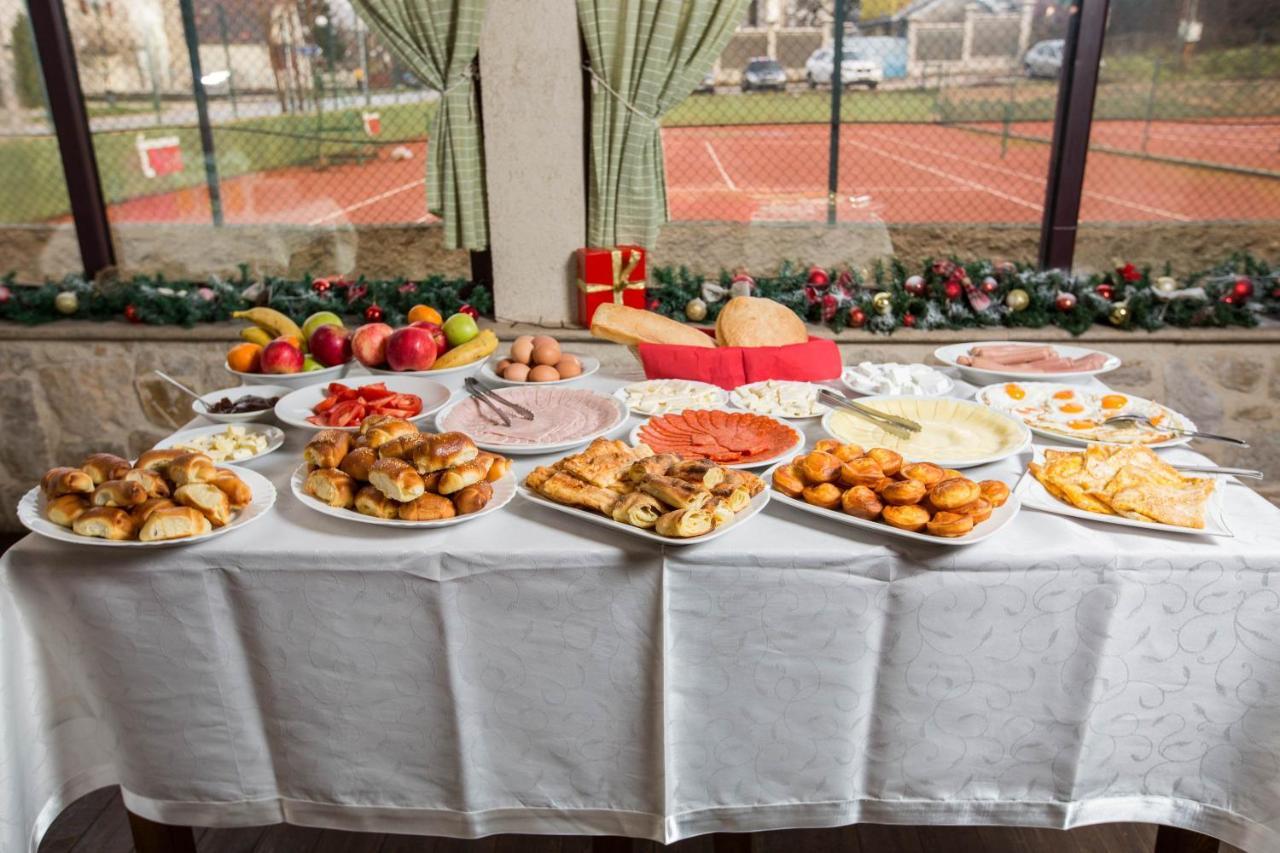 Hotel Trim Nikšić Екстериор снимка